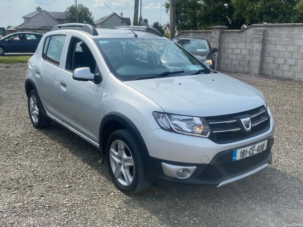 Dacia Sandero Stepway Hatchback, Diesel, 2016, Silver