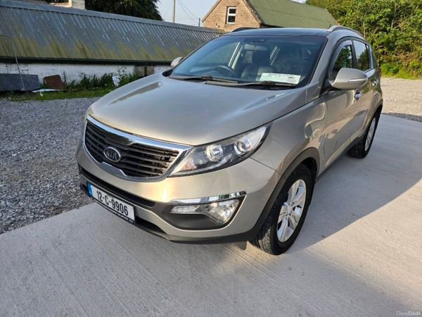 Kia Sportage SUV, Diesel, 2012, Silver