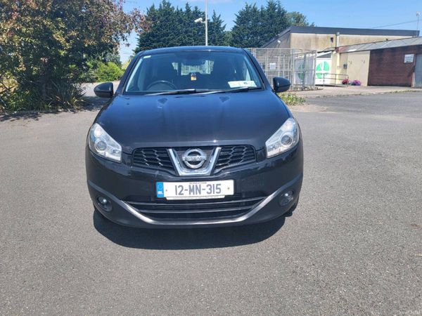 Nissan Qashqai Estate/Jeep, Diesel, 2012, Black
