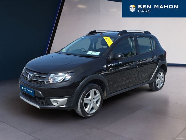 Dacia Sandero Stepway Hatchback, Diesel, 2016, Black