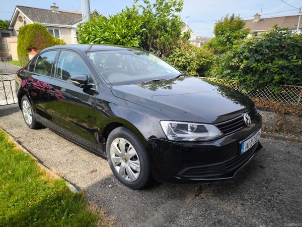 Volkswagen Jetta Saloon, Diesel, 2014, Black