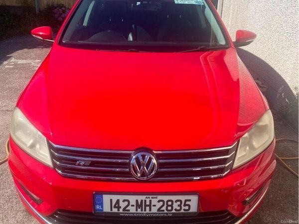 Volkswagen Passat Estate, Petrol, 2014, Red