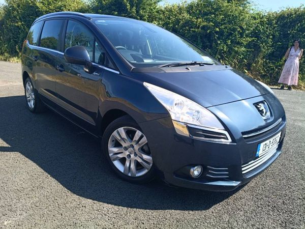 Peugeot 5008 MPV, Diesel, 2013, Blue