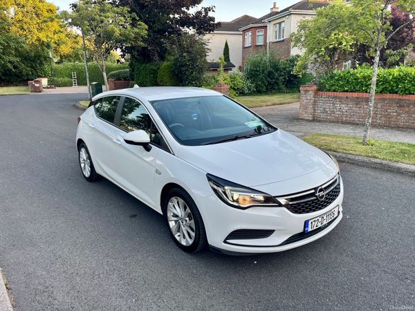 Opel Astra Hatchback, Diesel, 2017, White