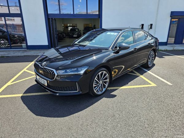 Skoda Superb Saloon, Petrol Hybrid, 2024, Black