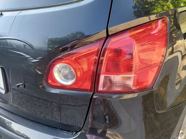 Nissan Qashqai Hatchback, Petrol, 2010, Black