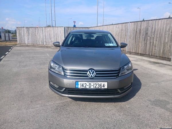 Volkswagen Passat Saloon, Diesel, 2014, Brown