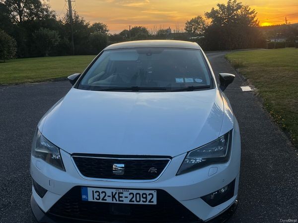 SEAT Leon Hatchback, Diesel, 2013, White