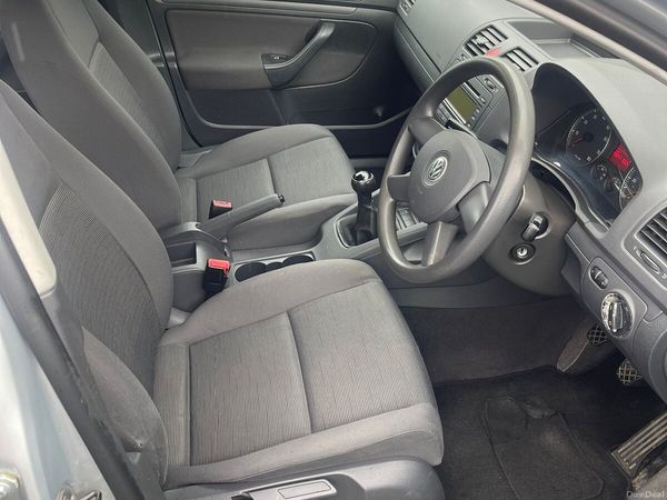 Volkswagen Golf Hatchback, Petrol, 2004, Silver