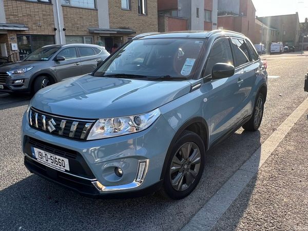 Suzuki Vitara SUV, Petrol, 2019, Blue