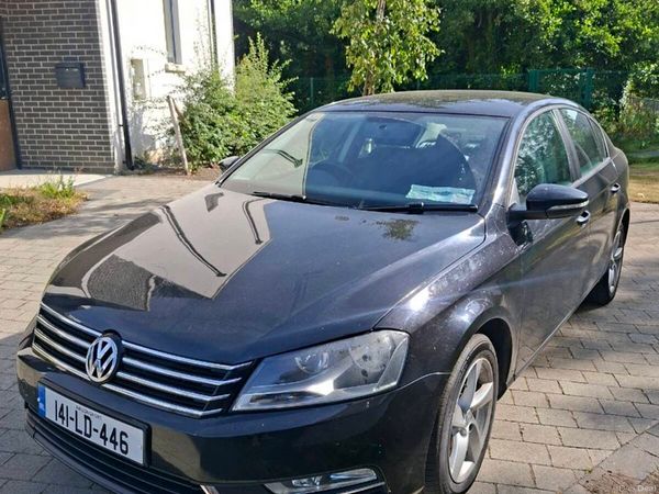 Volkswagen Passat Saloon, Diesel, 2014, Black