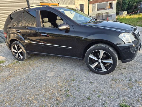 Mercedes-Benz M-Class SUV, Diesel, 2007, Black