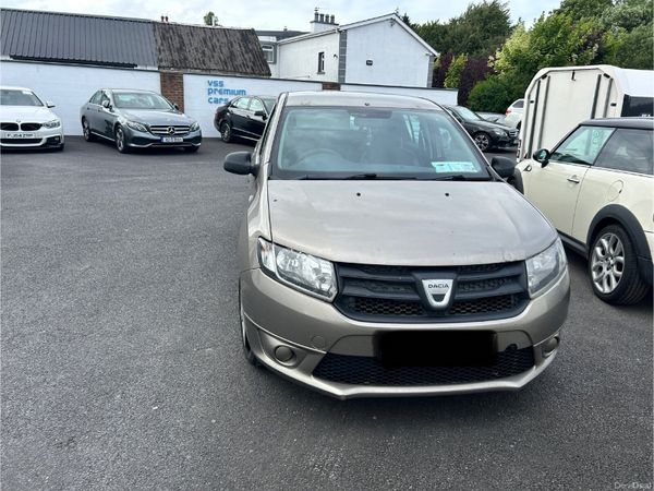 Dacia Sandero Hatchback, Diesel, 2013, Gold