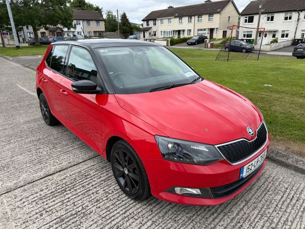 Skoda Fabia Hatchback, Petrol, 2015, Red