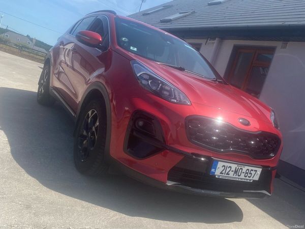 Kia Sportage SUV, Diesel Hybrid, 2021, Red