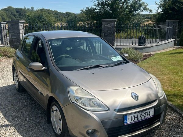 Renault Clio Hatchback, Ethanol Petrol, 2010, Gold