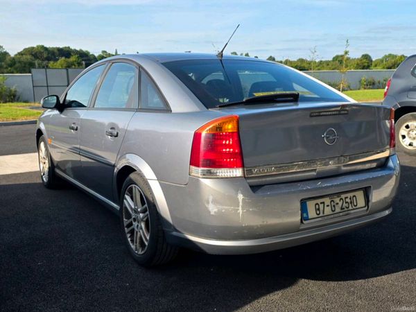 Opel Vectra Hatchback, Petrol, 2007, Silver