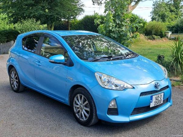 Toyota Aqua Hatchback, Petrol Hybrid, 2014, Blue