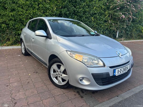 Renault Megane Hatchback, Diesel, 2011, Silver