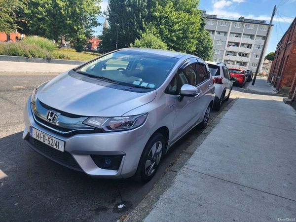 Honda Fit Hatchback, Petrol Hybrid, 2014, Silver