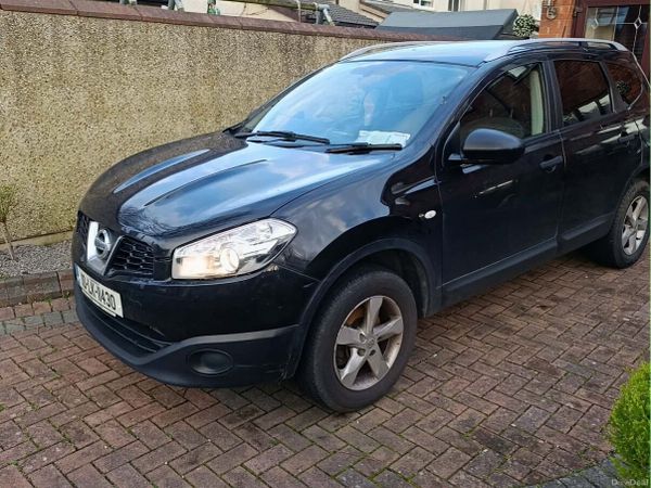 Nissan Qashqai+2 Hatchback, Diesel, 2010, Black