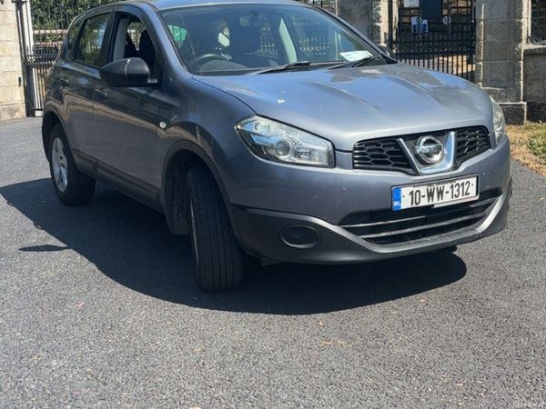 Nissan Qashqai Hatchback, Diesel, 2010, Blue