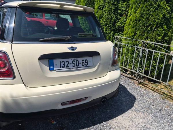 Mini First Hatchback, Petrol, 2013, White