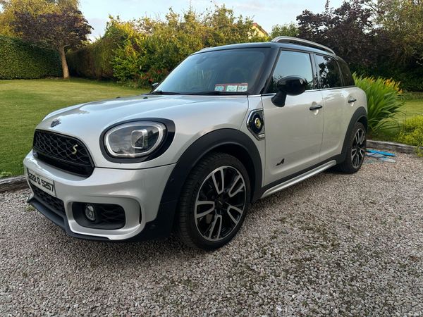 Mini Countryman Estate/Jeep, Petrol Plug-in Hybrid, 2022, White