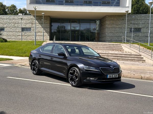 Skoda Superb Saloon, Diesel, 2019, Black