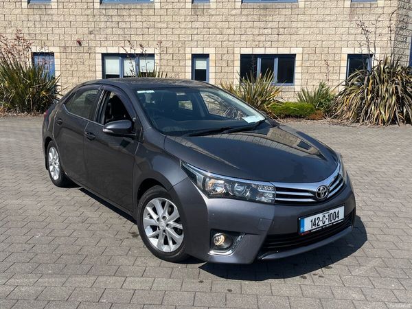 Toyota Corolla Saloon, Diesel, 2014, Grey