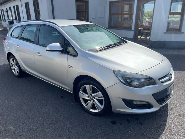 Opel Astra Estate, Diesel, 2015, Silver