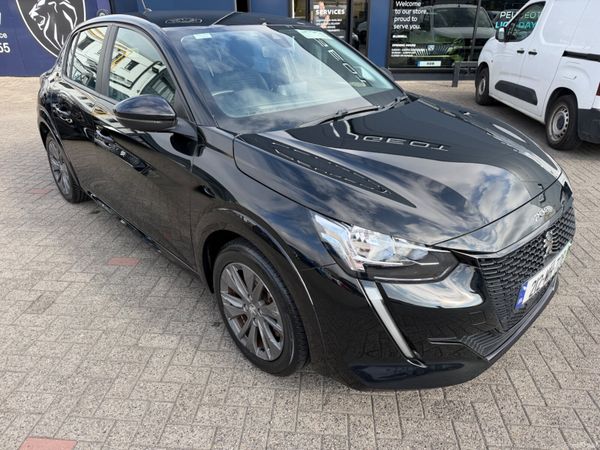 Peugeot 208 Hatchback, Electric, 2021, Black