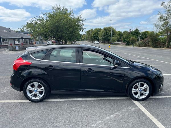 Ford Focus Hatchback, Diesel, 2012, Black