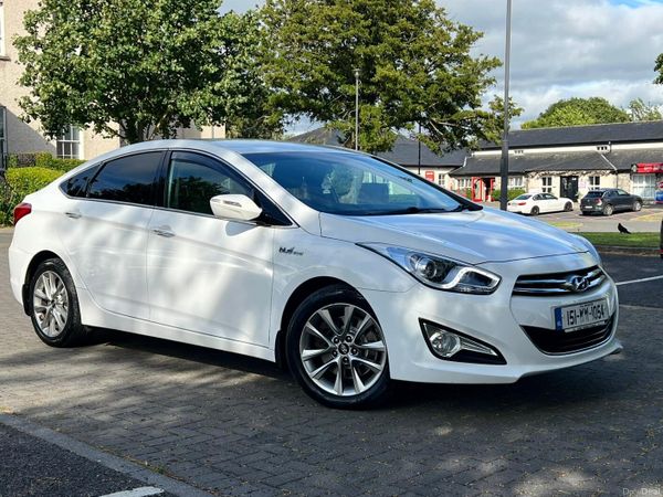 Hyundai i40 Saloon, Diesel, 2015, White