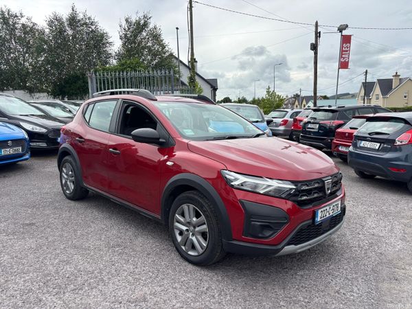 Dacia Sandero Stepway Hatchback, Petrol, 2022, Red