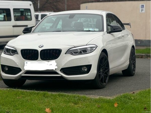 BMW 2-Series Coupe, Diesel, 2014, White
