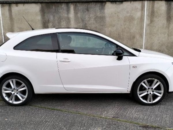 SEAT Ibiza Hatchback, Petrol, 2009, White