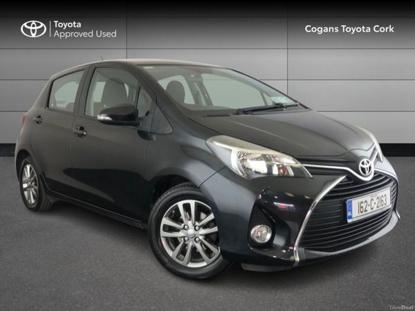 Toyota Yaris Hatchback, Petrol, 2016, Black