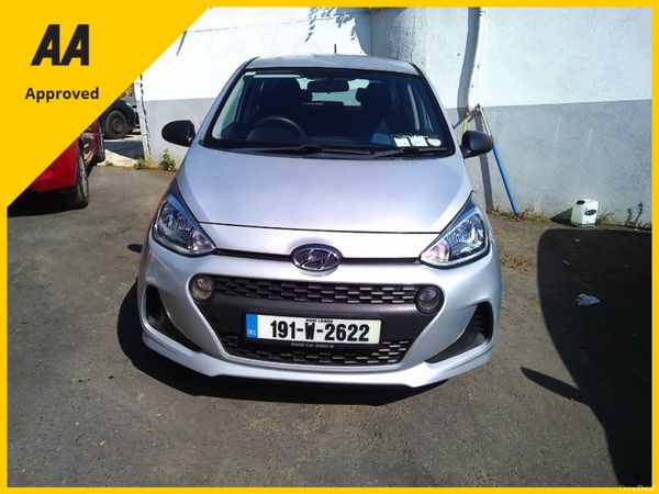 Hyundai i10 Hatchback, Petrol, 2019, Grey