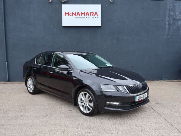 Skoda Octavia Saloon, Diesel, 2020, Black