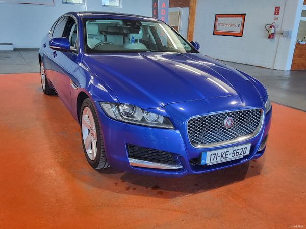 Jaguar XF Saloon, Diesel, 2017, Blue