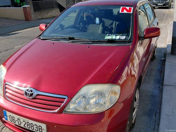 Toyota Corolla Saloon, Petrol, 2006, Red