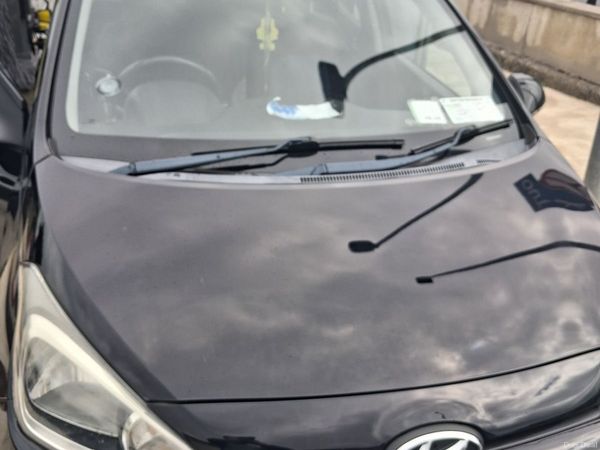 Hyundai i10 Hatchback, Petrol, 2018, Black