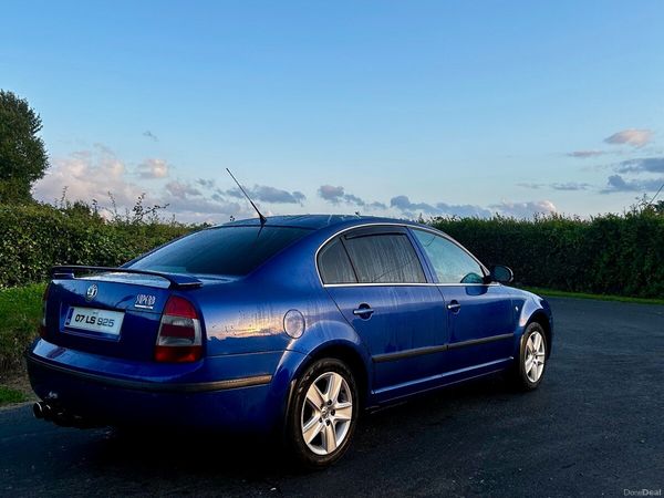 Skoda Superb Saloon, Diesel, 2007, Blue