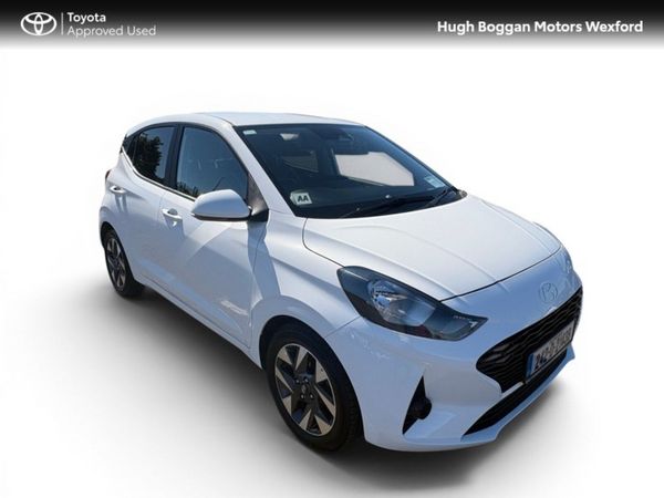 Hyundai i10 Hatchback, Petrol, 2024, White