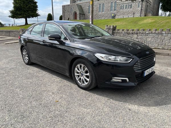 Ford Mondeo Hatchback, Diesel, 2017, Black