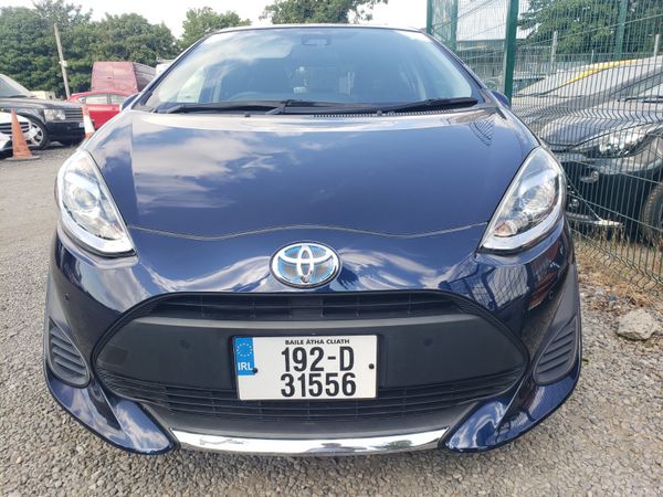 Toyota Aqua Hatchback, Petrol Hybrid, 2019, Blue