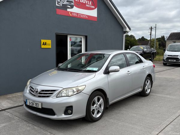Toyota Corolla Saloon, Diesel, 2011, Silver
