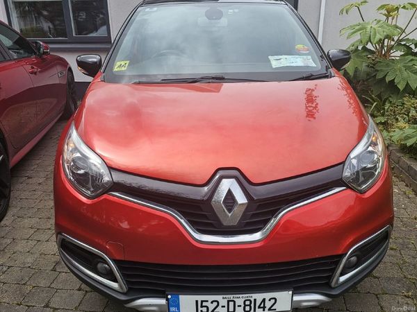 Renault Captur Hatchback, Diesel, 2015, Red