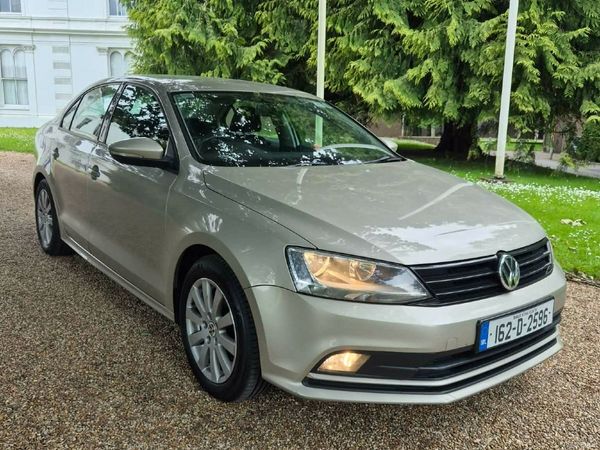 Volkswagen Jetta Saloon, Diesel, 2016, Silver